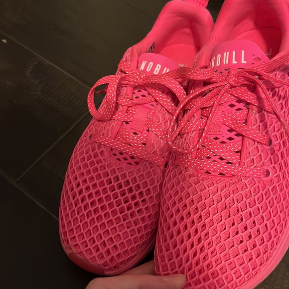 Women’s NOBULL Mesh bright pink shoes - Picture 11 of 11